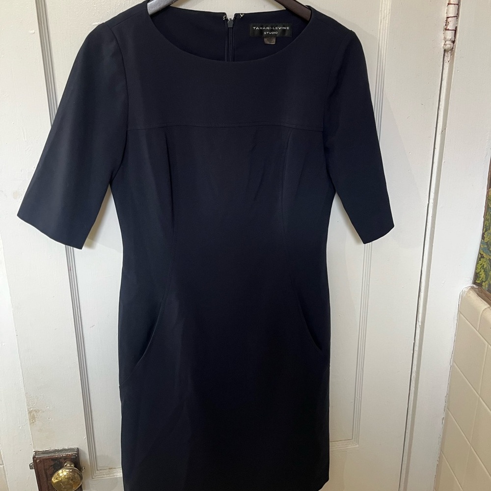Tahari-Levine Studio Navy Blue Sheath Dress with Pockets - Size 4